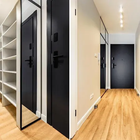 Plac Litewski Premium No. 12 *