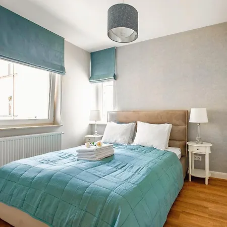 Plac Litewski Premium No. 12 *